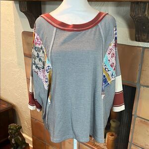 Three Bird Nest Stripes Multi-Print Oversized Relaxed Fit Top, size S